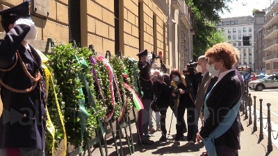 Scene from Omicidio Calabresi, il figlio Mario: "Arresti dei terroristi in Francia gesto simbolico"
