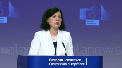 Scene from UE, Jourova: "Violenza di genere ha portata allarmante"