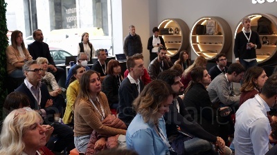 Scene from Milano, CEO di Flu: "Metaverso sarà anello di congiunzione delle nuove tecnologie"