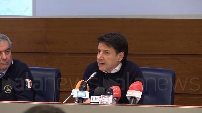 Scene from Coronavirus, Conte: "Forze ordine per rispetto misure"