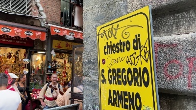 Scene from Napoli, San Gregorio incontra San Gennaro: festa popolare dedicata al patrono