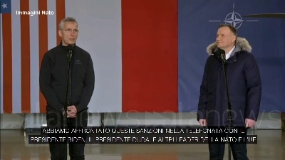 Scene from Ucraina, Nato: "Non invieremo truppe o aerei nel Paese"