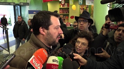 Scene from Salvini: "A fine anno ascolto Mattarella, poi nostri discorsi"