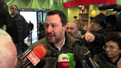 Scene from Salvini: "A fine anno ascolto Mattarella, poi nostri discorsi"