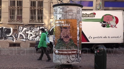 Scene from Torino, Salvini diventa cinghiale in finti manifesti