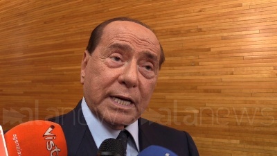 Scene from Russia, Berlusconi: "Sicuro nessun finanziamento a Lega"