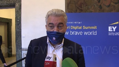 Scene from Arcuri: "La scuola luogo sicuro evitiamo di portare il virus dentro la scuola"