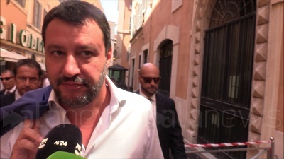 Scene from Governo, Salvini: "Altri parlano di poltrone, noi pensiamo alla manovra economica"