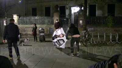 Scene from Tensione al Pigneto per la protesta di alcuni commercianti per la chiusura della strada