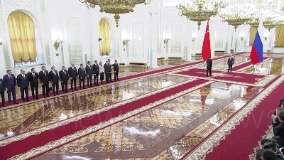 Scene from Mosca, Xi Jinping al Cremlino per l'incontro con Putin