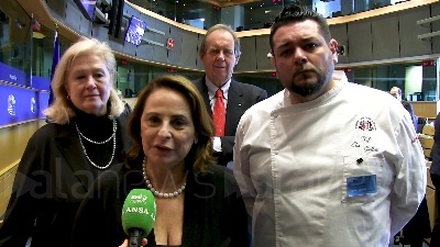 Scene from Salute, Regimenti (FI): "Maggiore informazione per i cittadini europei"