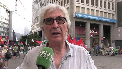 Scene from Milano, proPal in piazza: "Riyad Albustanji trasferito a Sassari per ricevere cure"