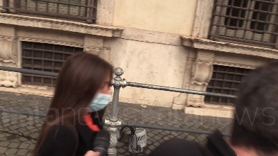 Scene from Consultazioni, Rossi: "Governo non può prescindere da presidenza Conte"