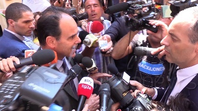 Scene from Marcucci: "Conte faccia uno sforzo in più per sbloccare la situazione"
