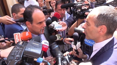 Scene from Marcucci: "Conte faccia uno sforzo in più per sbloccare la situazione"