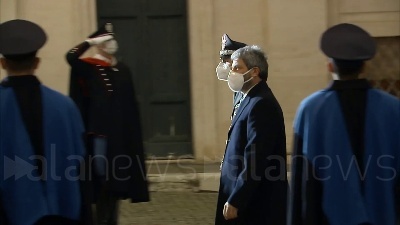 Scene from Governo, l'arrivo del presidente della Camera Fico al Quirinale