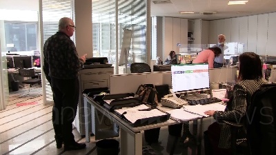 Scene from Contro il caro bollette un 'bonus energetico' di 1500 euro per i suoi dipendenti