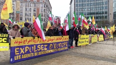 Scene from Iran: manifestanti a Bruxelles chiedono riconoscimento IRGC come organizzazione terroristica