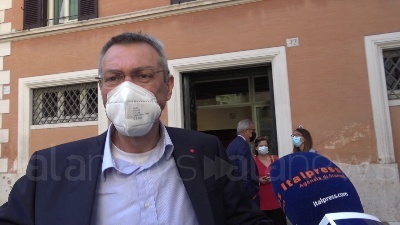 Scene from Blocco licenziamenti, Landini: "Necessaria la proroga fino ad ottobre"