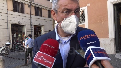 Scene from Blocco licenziamenti, Landini: "Necessaria la proroga fino ad ottobre"