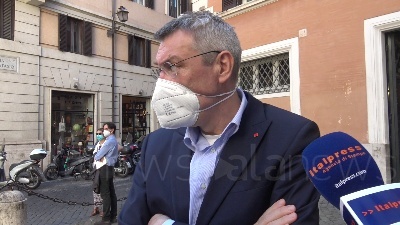 Scene from Blocco licenziamenti, Landini: "Necessaria la proroga fino ad ottobre"