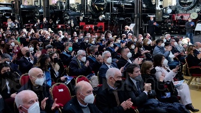 Scene from Festa Polizia a Napoli: "Onoriamo i nostri colleghi scomparsi"
