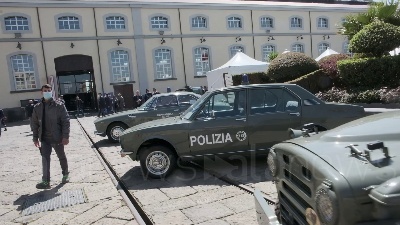 Scene from Festa Polizia a Napoli: "Onoriamo i nostri colleghi scomparsi"