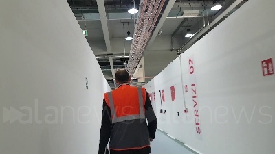 Scene from Ospedale in Fiera Milano, il tour in meno di un minuto