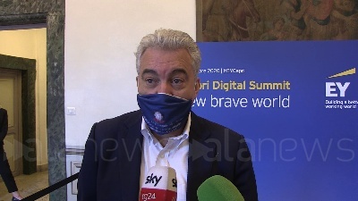 Scene from Mascherine, Arcuri: "Italia non avrà problemi di approvvigionamento"