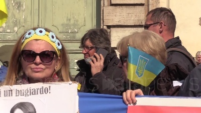 Scene from 'No fly zone': a Roma manifestazione comunità ucraina