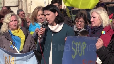 Scene from 'No fly zone': a Roma manifestazione comunità ucraina