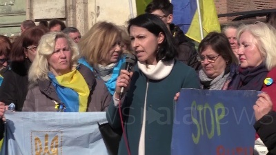 Scene from 'No fly zone': a Roma manifestazione comunità ucraina