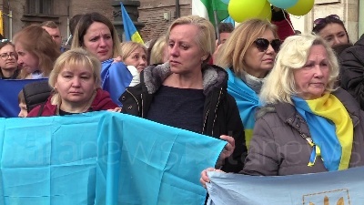 Scene from 'No fly zone': a Roma manifestazione comunità ucraina