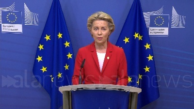 Scene from Brexit, Von der Leyen: "Oggi inviamo lettera messa in mora a Londra"