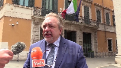 Scene from Open Arms, Giarrusso: "Non chiedo nulla, è M5s che ha voltato spalle a suoi valori"