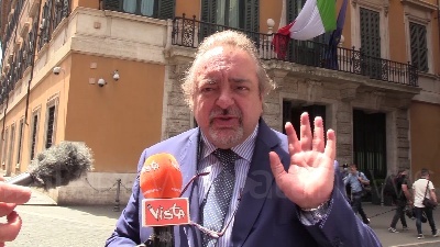 Scene from Open Arms, Giarrusso: "Non chiedo nulla, è M5s che ha voltato spalle a suoi valori"
