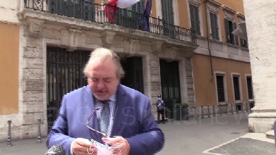Scene from Open Arms, Giarrusso: "Non chiedo nulla, è M5s che ha voltato spalle a suoi valori"