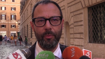 Scene from Pd-5 Stelle, Patuanelli: "Sulla guerra non c'è un campo largo, dobbiamo costruirlo sui precariati"