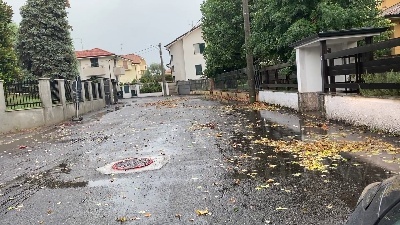 Scene from Torna il maltempo nel Milanese: temporali e forti raffiche di vento