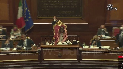 Scene from Governo, Draghi: "Si voti la fiducia sulla risoluzione Casini"