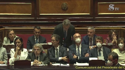 Scene from Governo, Draghi: "Si voti la fiducia sulla risoluzione Casini"