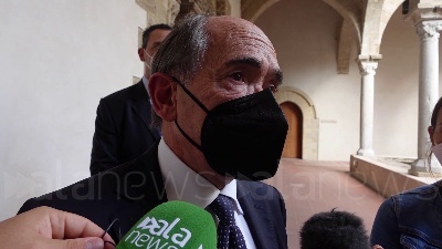 Scene from De Raho: "Garantire l'economia contro le infiltrazioni mafiose"