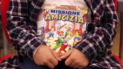 Scene from Missione Amicizia, nonni e nipoti insieme con Geronimo Stilton