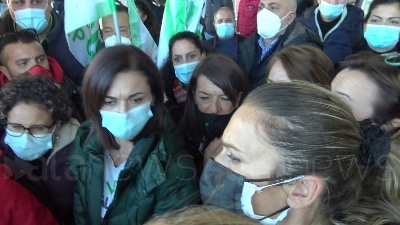Scene from Whirlpool, corteo dei lavoratori da Roma Termini al Mise