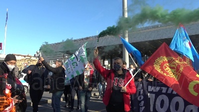 Scene from Whirlpool, corteo dei lavoratori da Roma Termini al Mise