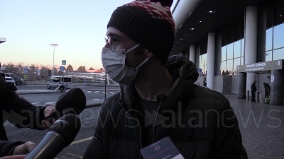 Scene from Coronavirus, gli italiani rientrati dalla Cina: "Situazione grave"