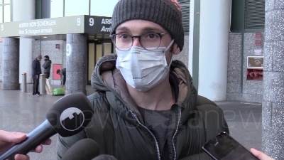 Scene from Coronavirus, gli italiani rientrati dalla Cina: "Situazione grave"