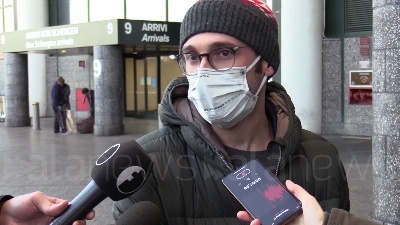 Scene from Coronavirus, gli italiani rientrati dalla Cina: "Situazione grave"