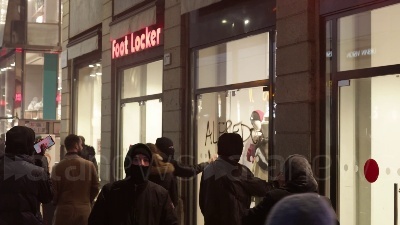 Scene from Cospito, manifestazione anarchica contro il 41bis in centro a Milano
