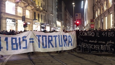 Scene from Cospito, manifestazione anarchica contro il 41bis in centro a Milano